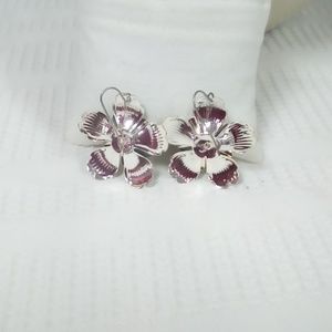 Jewelry - NWT Floral Earrings Jewelry - NWT Floral Earrings